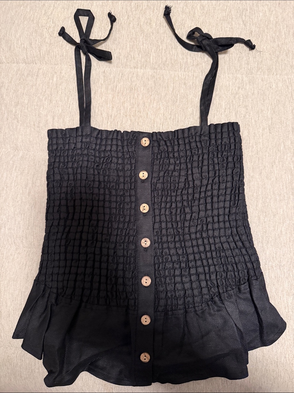 🫶🏼5 for $45!!🫶🏼Chaser Black Smocked Tie-Strap Cami with Button Trim